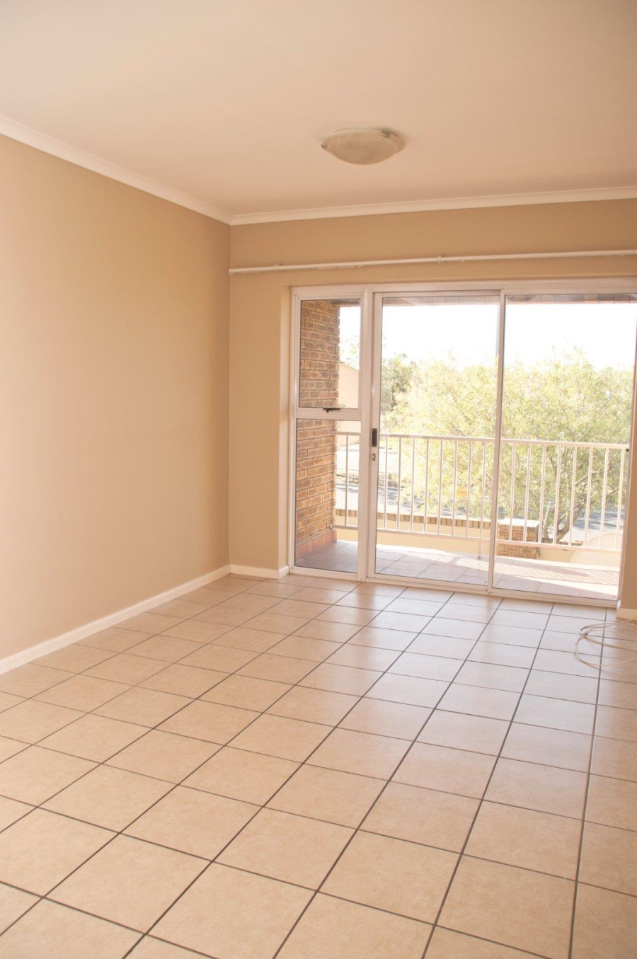 To Let 2 Bedroom Property for Rent in Protea Heights Western Cape